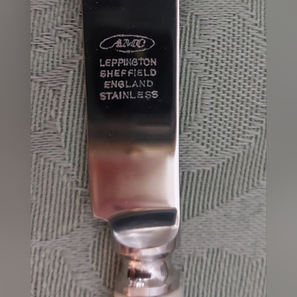 Steak Knife Set with Mother of Pearl Handles, Leppington Cutlass of Sheffield - Picture 10 of 12